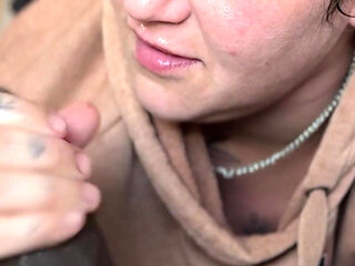 At Home Midday Sucking!! Siren Sucks the Cum Right Out in the Middle of the Day!!