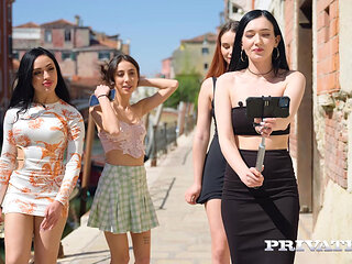 Private com - Eva Generosi, the main course