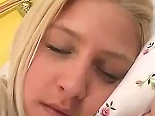 My Stepsister Sarah Wright is a Bitch and Loves Blowjobs