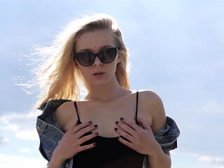 Karissa Diamond in Country Roads - MPL Studios