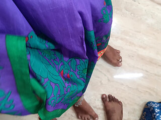 Blue Saree Housewife Jerry Red Cute Lips