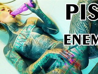 Cover-girl Anuskatzz's anal big dildo trailer