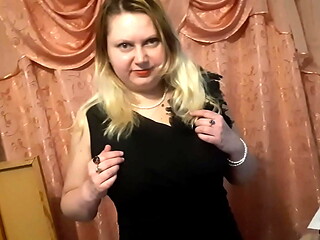 This way my next-door neighbor encourages men in chat rooms to meet and fuck. Sometimes she succeeds. :)