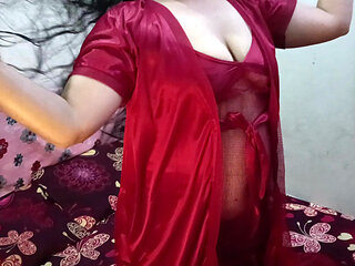 New red dress la aunty super sex with boy friend