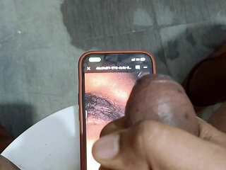 Jerking off by watching hairy pussy over phone
