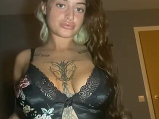Scottish goth teen moaning while my dildo explore deeper