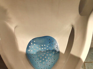 Piss in the Bier Lokal