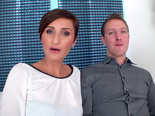 Short Haired Wife Gabrielle Gucci Takes A Huge Black Cock DTW2731