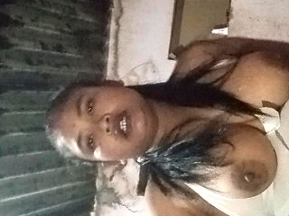 Bhabhi ne Apne devar ko Apne room mein Bulaya sex ke liye jab unke pati Ghar per nahin the bhabhi ne apne devar ke sath