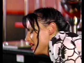 Vintage Brunette Anal and Ass to Mouth Sex Clip