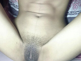 Beautiful teen girl Big Tits Showing