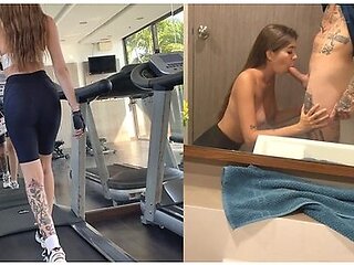 Fit Babe Taste My Protein After Workout / Public Sex