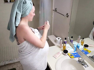9 Months Pregnant Shower
