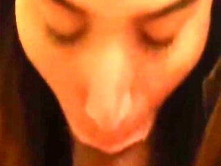 Young Married Sucking Yummy and Swallowing Leitada!