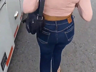 I Bet She Uploaded This Video