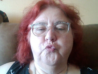 Requested Video of Me Making Kissy Noises and Being Able to Watch Me Do It