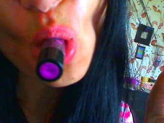 Amateur Webcam Teen Flashes Masturbates