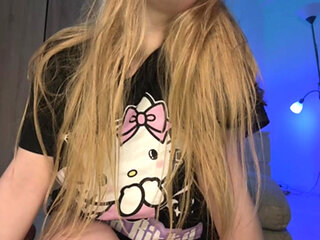 Play with a tight pink pussy