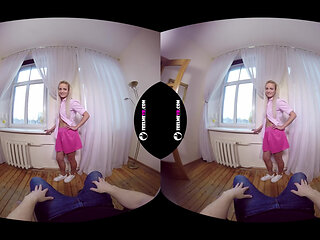 Sophia Sonne Sexy Blonde Stripper 180vr