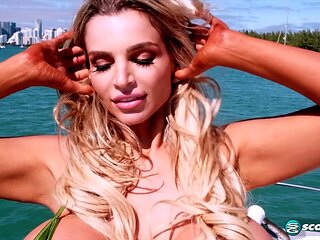 Bikini, platinum-blonde, 4k ultrahd