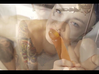 Naughty Ass Play in the Bathroom. Karneli Bandi