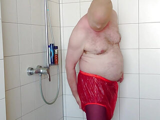 Pantyhose and Incontinence Trousers in the Shower