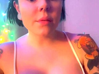 Glamour babe with big boobs masturbates in lingerie