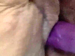 Bbwbootyful pounding my pussy with 12inch didlo creaming