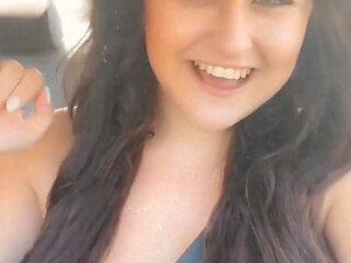 Update on Vegas, Quick Titty Flash!