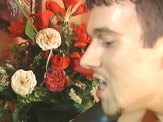 Hot Customer Gets Both Holes Railed Wet and Deep in a Hot Threesome Fuck