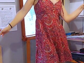 Cute amateur webcam teen girl toying pussy on webcam