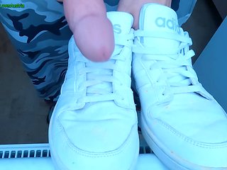Cumming 5x White Adidas Neo Sneakers