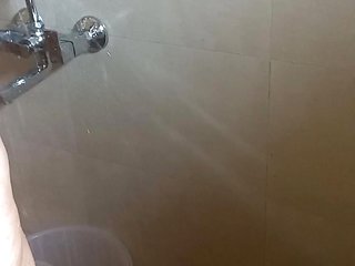 Indian BBW Bhabhi Giving Blowjob in Shower