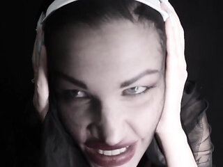 Diva del Tubo is a dark nun