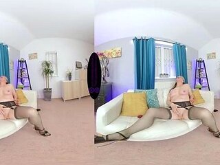 The English Mansion - Miss Eve Harper - We Cum Together -