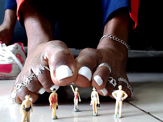 Sneakers Full of Surprises - La-familia Group of Tinnies Gets Crushed, Stomped and Worn Out