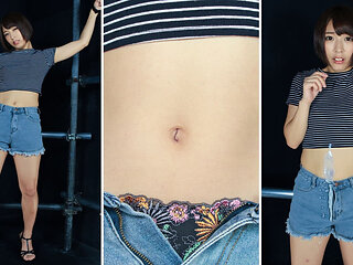 Restrained Miku Abeno's Navel in the Dark