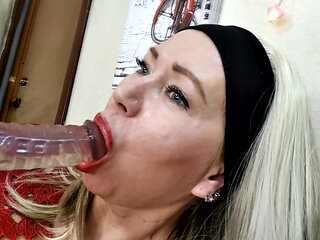 Blowjob, dogging, conversations of mature spouses, cock in pussy close-up and just a beautiful mature blonde with long hair!