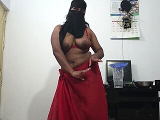 Young Beauty Hot Dance Moves
