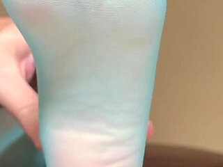 Foot Massage of Asian MILF Domme