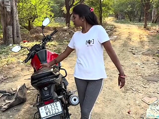 +18 CUTE FACE DEEP FUCKING .FIRST TIME I CAUGHT RED HAND AND TAKE ADVANTAGE .18+ First time stepsister Indian desi Hardcore Sex