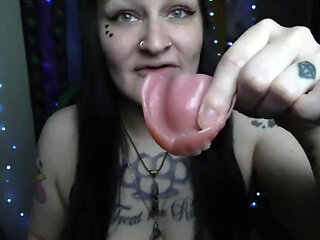 GothBunny's mouth tour