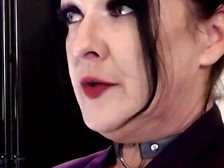 MILF Yawning Conversation