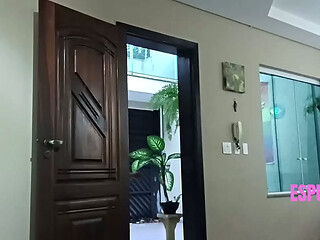 PR&Eacute_VIA- Namorado do seu tio te ajudando a bater sua punheta matinal