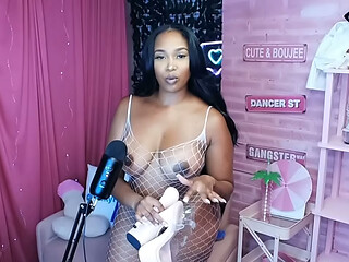 Late night lingerie try on