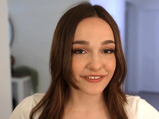 Rissa Maxx is going to fuck a literal scarecrow