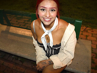 He Picked Her up in 2 Minutes