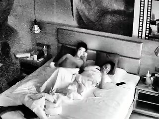 Japanese amateur Asian big boobs mother