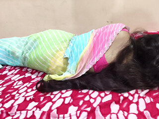 Bhabhi ko first time bathroom me le jakar bahut choda