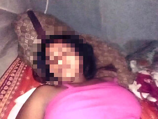 Hard clips of an Indian Desi village couple, beautiful village girl having sex with her boyfriend at home.